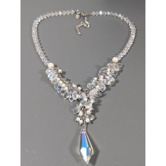 Charming Charlie Aurora Borealis Crystal Cluster Faux Pearl Y-Drop Necklace Brid - Picture 2 of 8